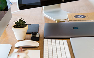 世界杯高清直播入口-网坛群星致敬马拉多纳 纳达尔：他的成就永存于世